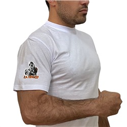 Белая футболка "Zа праVду" с трансфером на рукаве, (тр. 64)