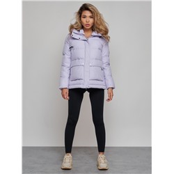 Зимняя женская куртка модная с капюшоном фиолетового цвета 52303F