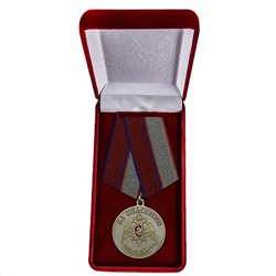 Медаль "За спасение" (Росгвардия), в наградном бархатистом футляре бордового цвета №1740А