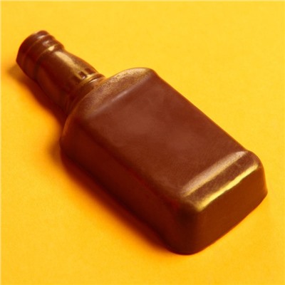 Шоколадная бомбочка с маршмеллоу «Надёжный, сильный, умный» в форме бутылки , 50 г. (18+)