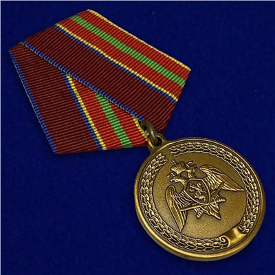 Медаль "За заслуги в труде" (Росгвардии), в наградном бархатистом футляре №1757