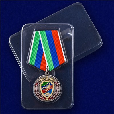 Медаль "20 лет ОМОН Скорпион" на подставке, – для бойцов отряда №2146