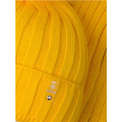Шапка вязаная детская с помпоном на завязках, лапша, HELLO WINTER + шарф, ярко-желтый
