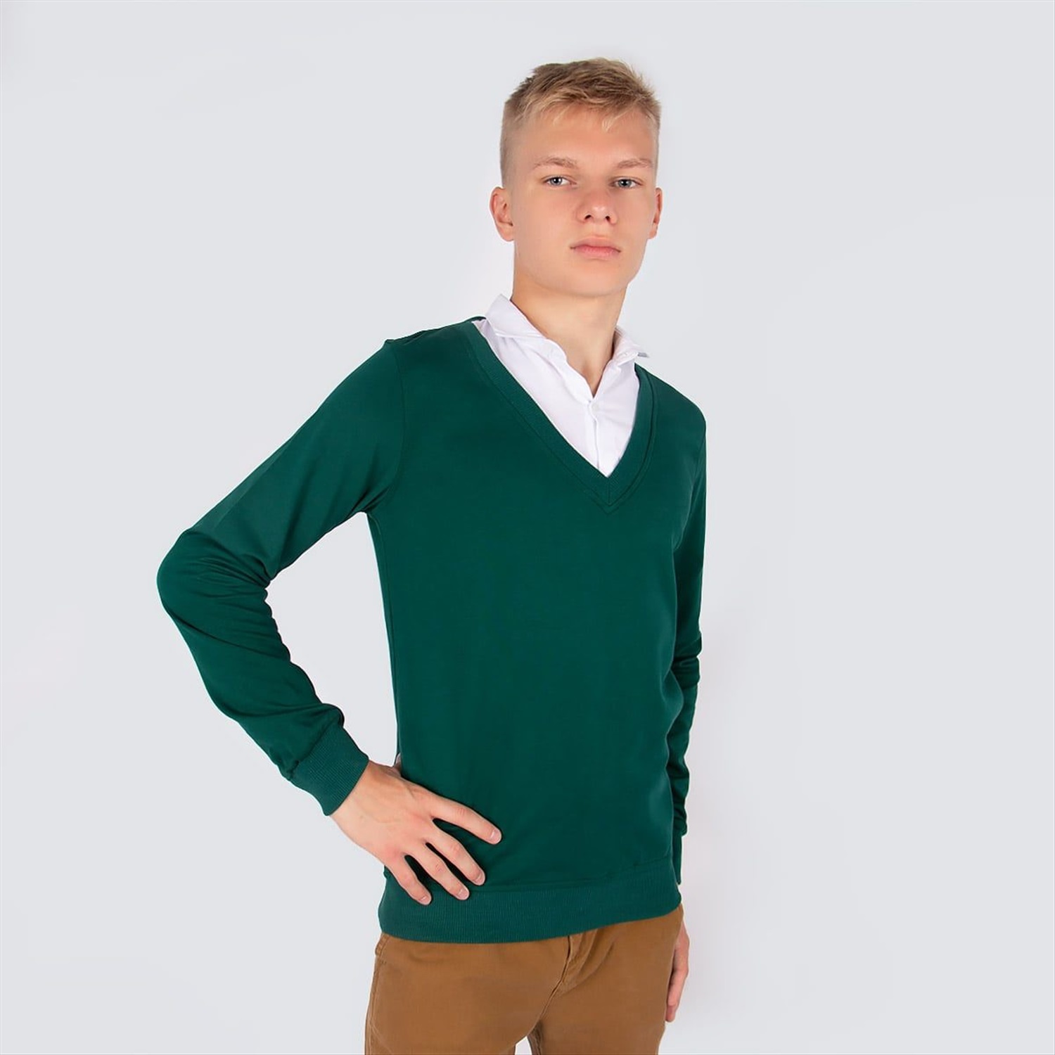 Школьный свитер для мальчика