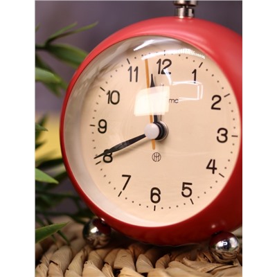 Часы-будильник «Clock Radio», red