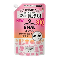 Жидкое средство для стирки деликатных тканей (цветочный аромат)  Emal, KAO, 810 мл (сменная упаковка)