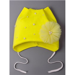 Шапка трикотажная для девочки с ушками на завязках, бусины и бант из фатина, ярко-желтый