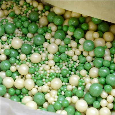 Воздушный рис в глазури Микс зеленый/белый 100 г.