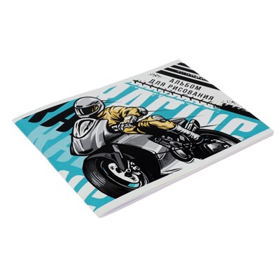 Альбом для рисования А5, 32 листа на скрепке "Мотоциклист", обложка мелованный картон, блок 100 г/м²