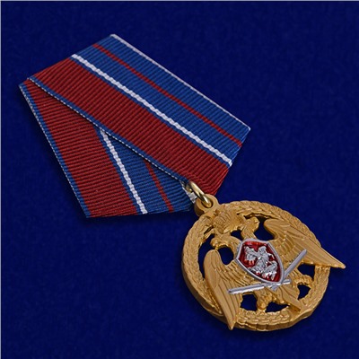 Медаль "За проявленную доблесть", - 1-я степень ведомственной награды Росгвардии в бархатистом футляре №1738