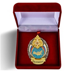 Знак "За отличие" в футляре, – награда МЧС России №245 (623)