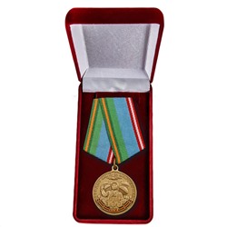 Медаль "РВВДКУ - 100 лет", в наградном презентабельном футляре бордового цвета №1982