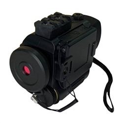 Цифровой прибор ночного видения P4-0118 IR 850, - В устройстве используется динамический CMOS-датчик сверхнизкой освещенности и встроенный инфракрасный осветитель. Рабочий диапазон видимости в полной темноте - 2-200 м.