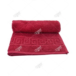 Красное махровое полотенце для салонов красоты