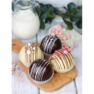 Шоко бомбочки (белый и молочный шоколад) 4 штуки