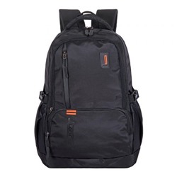 Рюкзаки Молодежный рюкзак MERLIN S820 черный
