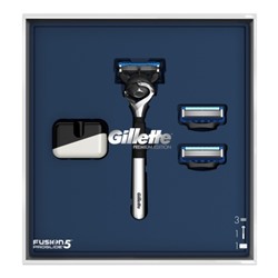 Подарочный набор Gillette (Джилет) Fusion ProShield (бритва Fusion5 ProShield + 3 кассеты + магнитная подставка)