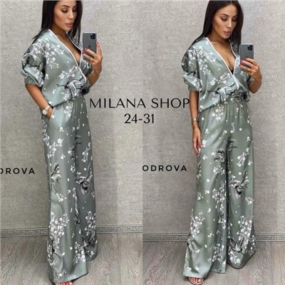 Супер акция 
Milana shop Снова радует вас новой коллекцией Костюм двойка 
Которая ждет каждую милашку 
Ткань: Шелк Армани с сублимацией 
 )
Успейте приобрести