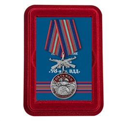 Нагрудная медаль "98 Гв. ВДД", - в футляре из флока с прозрачной крышкой №1043